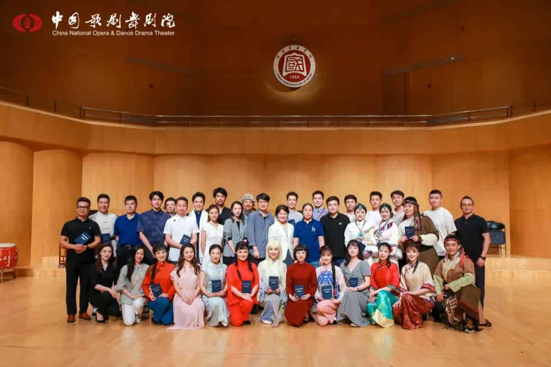 青島市歌舞劇院