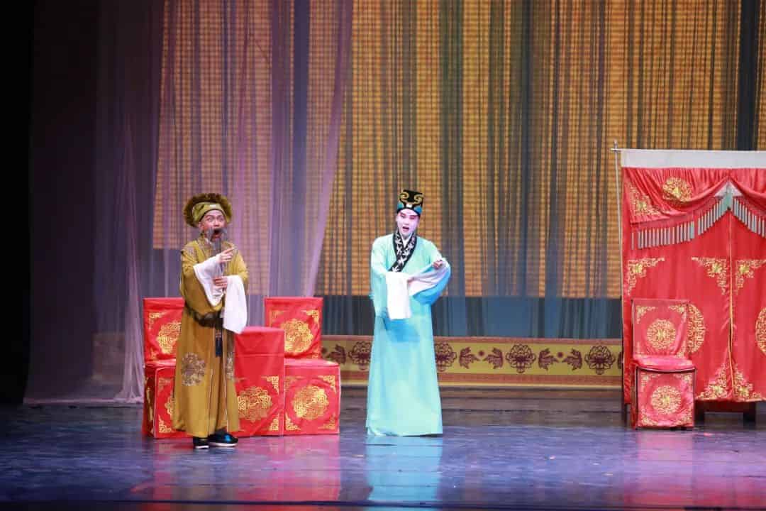 青島市歌舞劇院